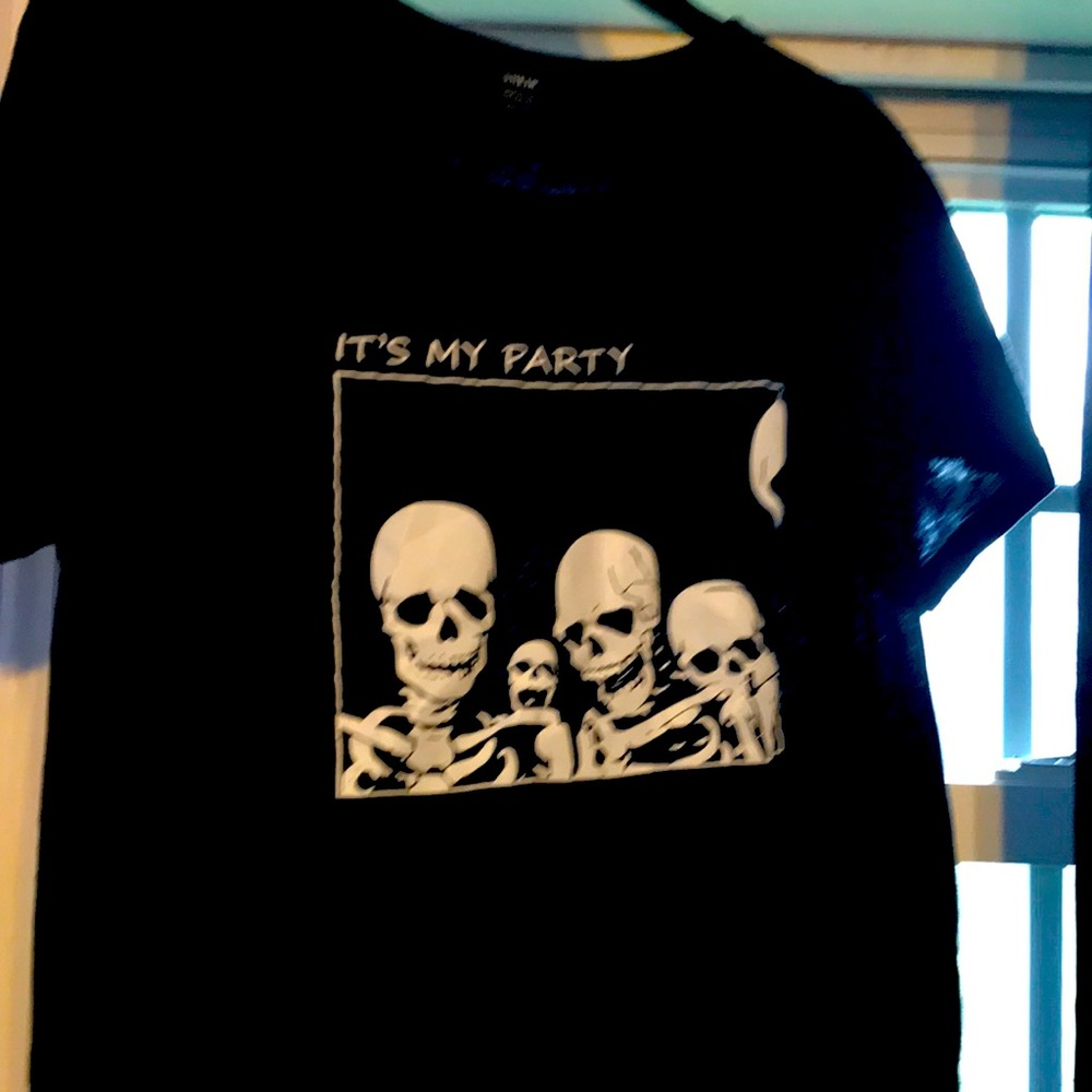 black skeleton T-Shirt